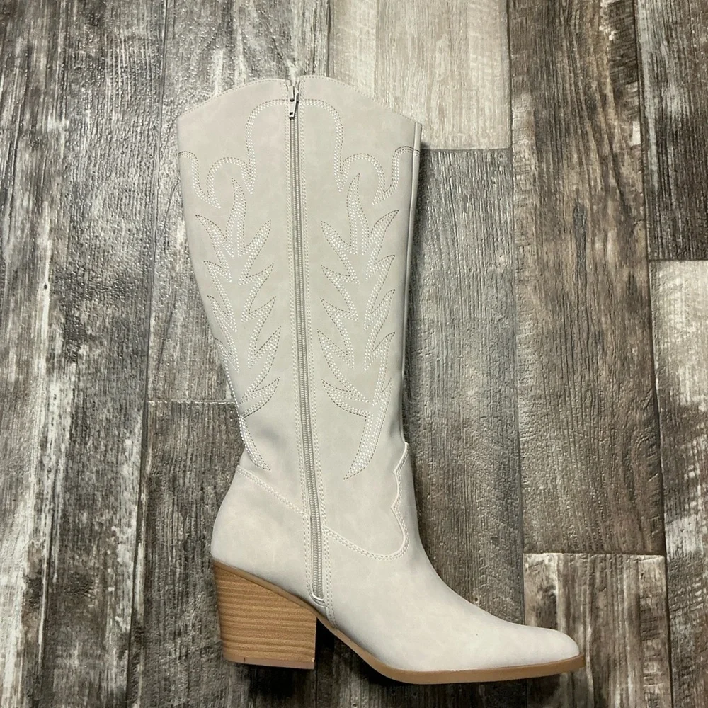 LC Lauren Conrad Women’s Knee-High Western Boot - Cream Size 9.5